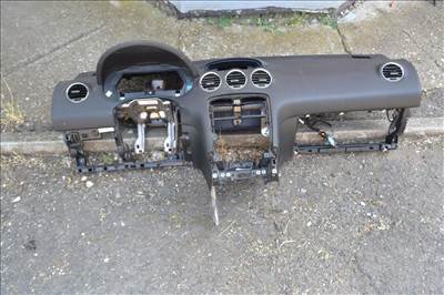 Peugeot 308 műszerfal paplan, héj utaslégzsákkal! 9681466680, 96559945ZD, 9661467177