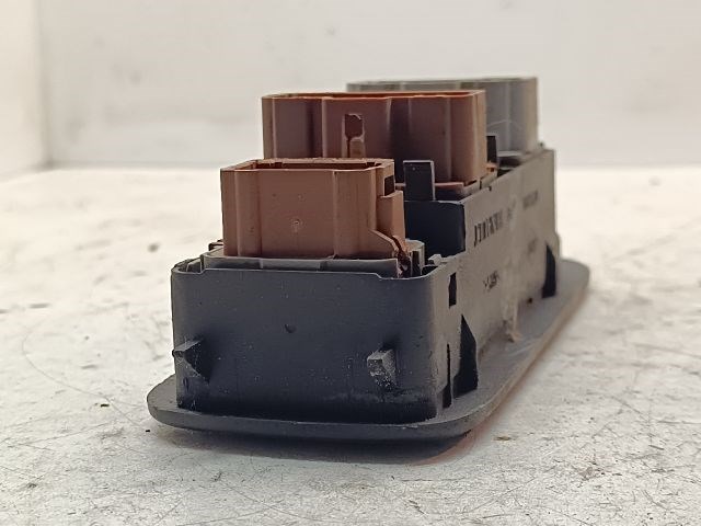 RENAULT SCÉNIC II Bal első Ablakemelő Kapcsoló 6. kép