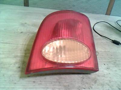 TOYOTA COROLLA 99.10-02.01 Bal belső hátsó lámpa