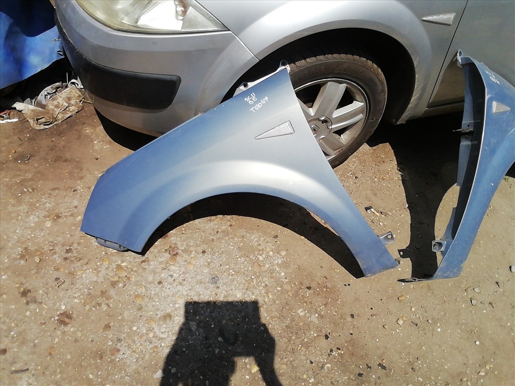 Renault Scénic II Bal sárvédő  1. kép
