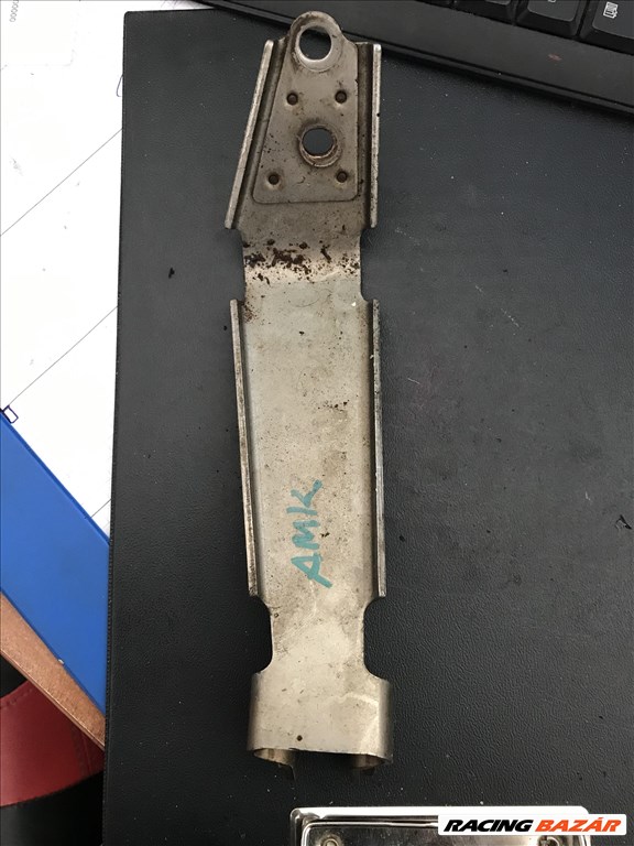 Seat León I 1,8T CUPRA turbó tartó konzol 06a145536h-k04 1. kép