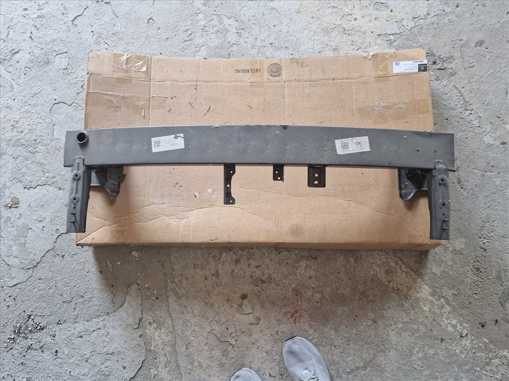 Kia Ceed CD első lökhárító merevítő  a99110j7700 1. kép