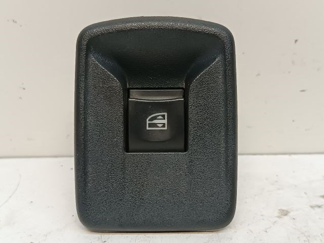 DACIA DOKKER Jobb első Ablakemelő Kapcsoló 1. kép