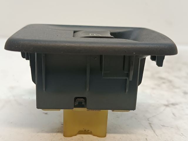 DACIA DOKKER Jobb első Ablakemelő Kapcsoló 7. kép