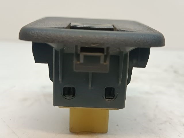 DACIA DOKKER Jobb első Ablakemelő Kapcsoló 8. kép