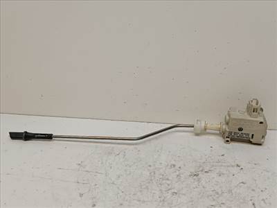 VW PASSAT B6 Központizár Motor Tankajtó