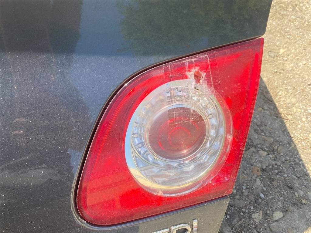 Volkswagen Passat B6 Szedán csomagtérajtó  5. kép