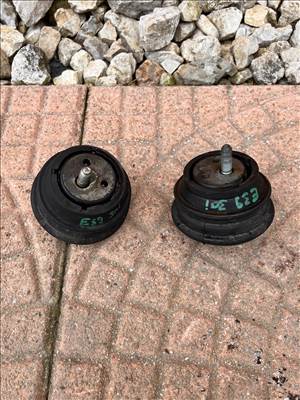 BMW E39 530i motortartó bak