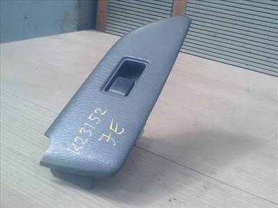 NISSAN ALMERA 98-00 Jobb első ablakemelő kapcsoló