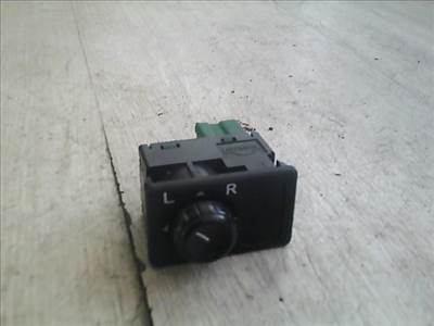 NISSAN PRIMERA P11 96.10-99.09 Elektromos tükör állító kapcsoló