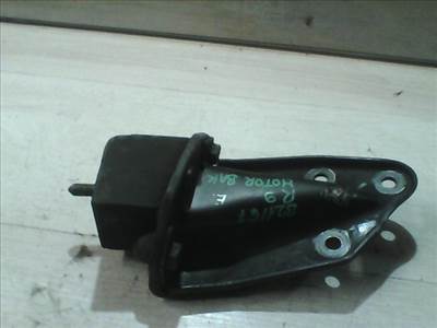 RENAULT R9 Motortartó bak