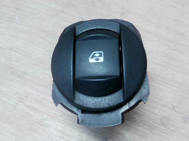 RENAULT VEL SATIS 02-09 Jobb első ablakemelő kapcsoló 1. kép