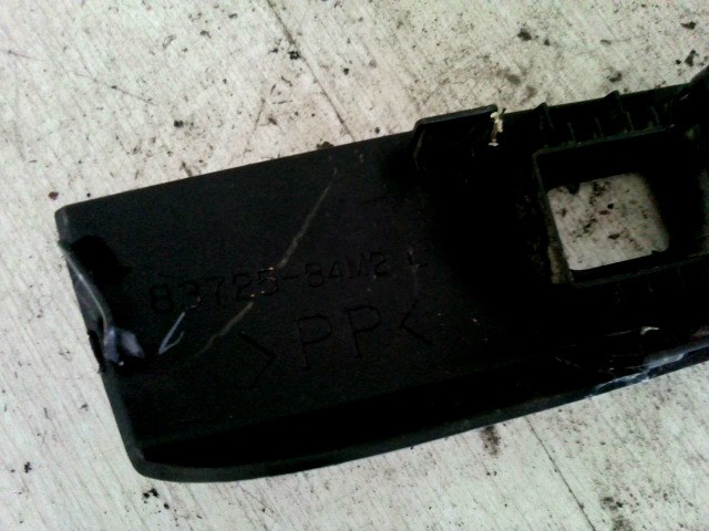 SUZUKI Celerio 2014.03.01- Bal első ablakemelő kapcsoló 1. kép