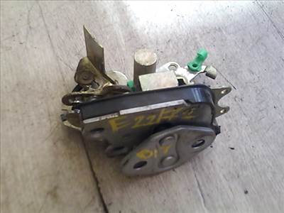 SUZUKI SWIFT 96-05 Bal hátsó ajtó zárszerkezet mechanikus