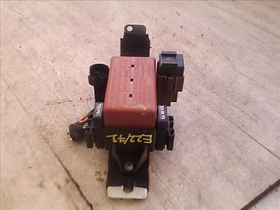 SUZUKI SWIFT 96-05 Biztosítéktábla BCM BSI BSM SAM GEM modul 