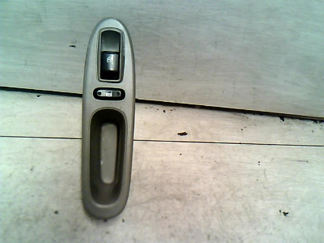 DAEWOO Evanda Bal első ablakemelő kapcsoló 1. kép