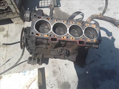 LADA SAMARA Motor. benzin fűzött blokk hengerfej nélkül