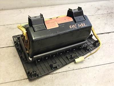 MAZDA DEMIO 98.08-00.05 Utasoldali műszerfal légzsák