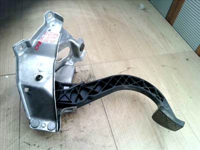 OPEL CORSA C 00-06 Kuplung pedál