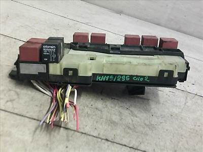 RENAULT CLIO 98-01 Biztosítéktábla BCM BSI BSM SAM GEM modul Utastér