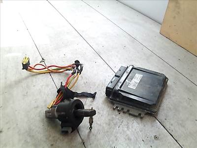 RENAULT CLIO 98-01 Motorvezérlő egység ECU PCM modul
