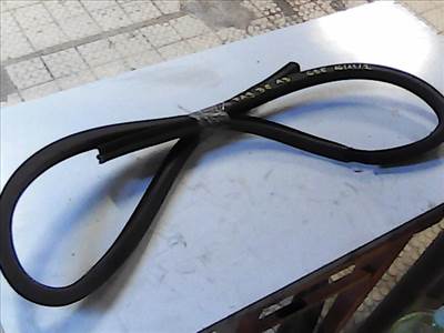 SKODA FABIA 99-07 Bal első ablakvezető gumi