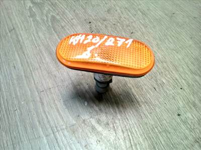 SKODA FELICIA 97- Jobb első sárvédő oldal Irányjelző