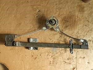 SUZUKI SWIFT 89-96 JOBB HÁTSÓ ABLAKEMELŐ SZERKEZET MECHANIKUS  1. kép