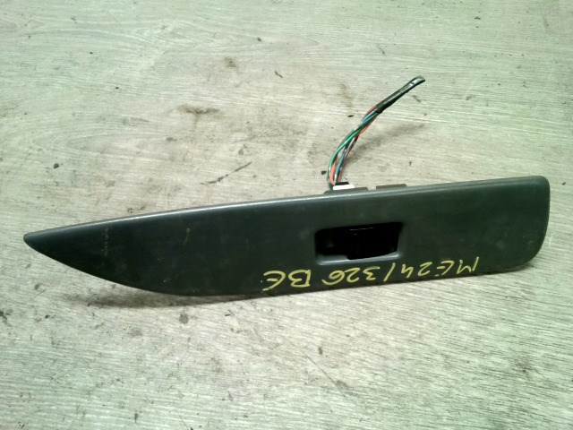 SUZUKI SWIFT 96-05 Bal első ablakemelő kapcsoló 1. kép