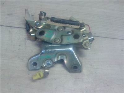 TOYOTA COROLLA E80 83-87 Csomagtér ajtó zárszerkezet