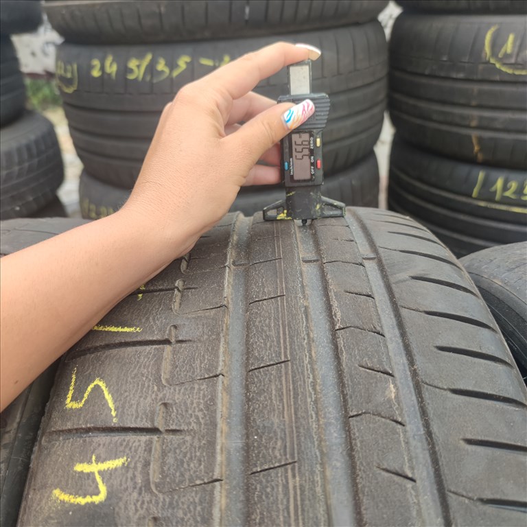 245/35 R20 Pirelli nyári gumi 115000ft a 4db/126/ 2. kép