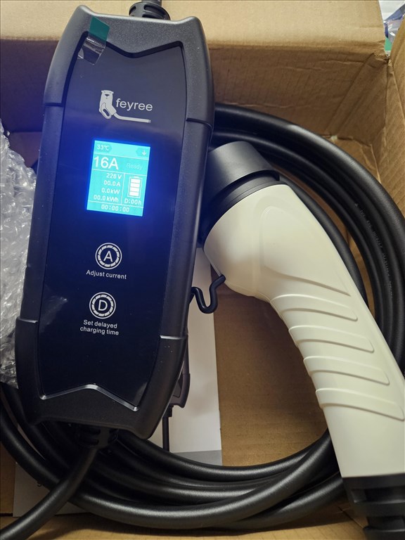 Eladó új 5m EVSE EV töltő Type 2 1 fázis (3, 6kw) 8-16A EU dugó elektromos járműhöz 1. kép