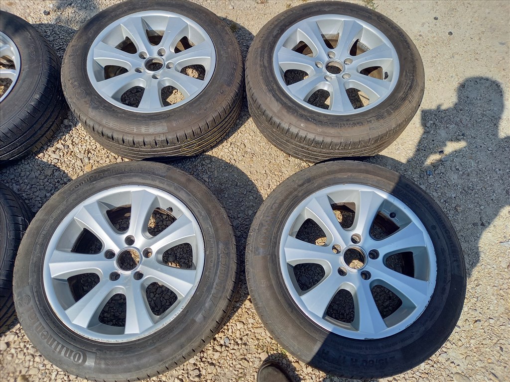 VW T5 5x120-as 8x17" használt Dezent alufelni,215/60 újszerű Continental nyári gumi sxx1 1. kép
