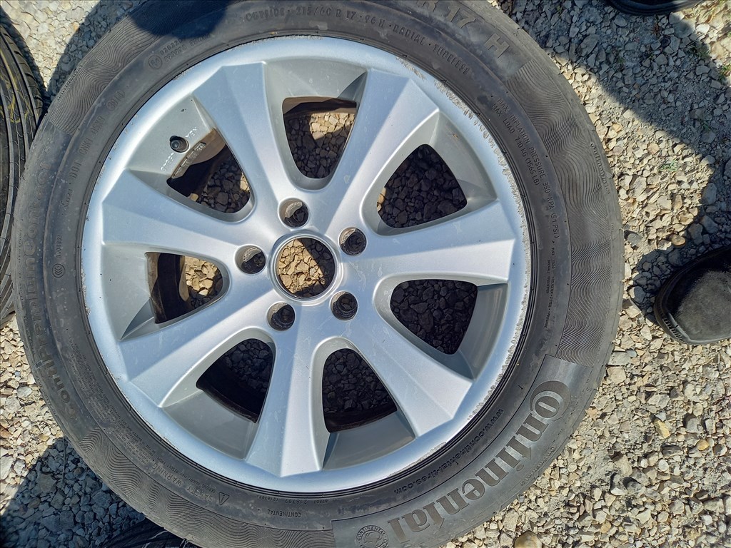 VW T5 5x120-as 8x17" használt Dezent alufelni,215/60 újszerű Continental nyári gumi sxx1 3. kép