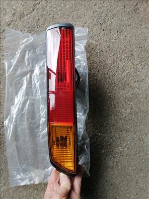 Kia Sorento (JC), Mitsubishi Pajero III Jobb hátsó lámpa 