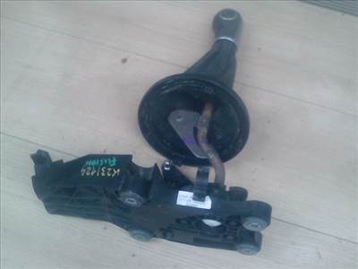 FORD FUSION 05.10.01- Váltó kulissza