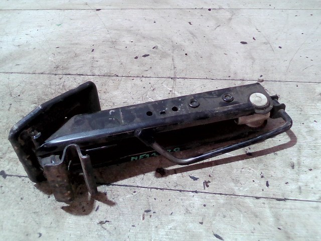 FORD MONDEO 96-00 Autóemelő 1. kép