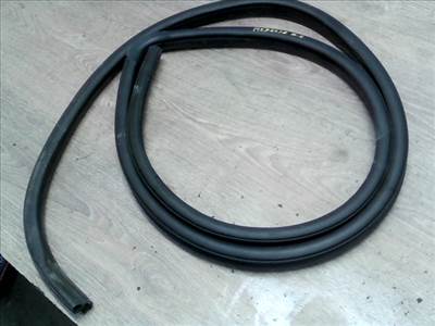 MAZDA 2 03.04-07.11 Bal első ajtó kéder gumi