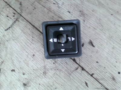 MITSUBISHI COLT 98-03 Elektromos tükör állító kapcsoló