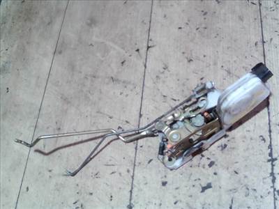 MITSUBISHI LANCER 96-98 Bal első ajtó zárszerkezet központi záras