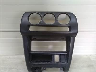 NISSAN MICRA K11 00.08-02.12 Középkonzol keret