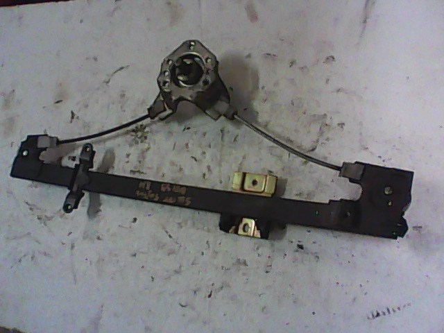 SUZUKI SWIFT 89-96 Bal hátsó ablakemelő szerkezet mechanikus 1. kép