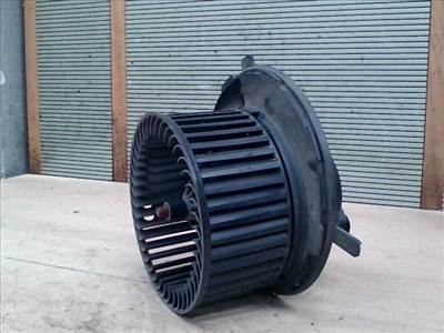 VOLKSWAGEN Golf V. 2003.10 - 2008.09 Fűtőmotor klímás