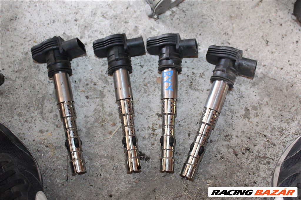 Audi A3 2.0FSI BVY 03-08 gyújtó trafó 06F905115F 1. kép