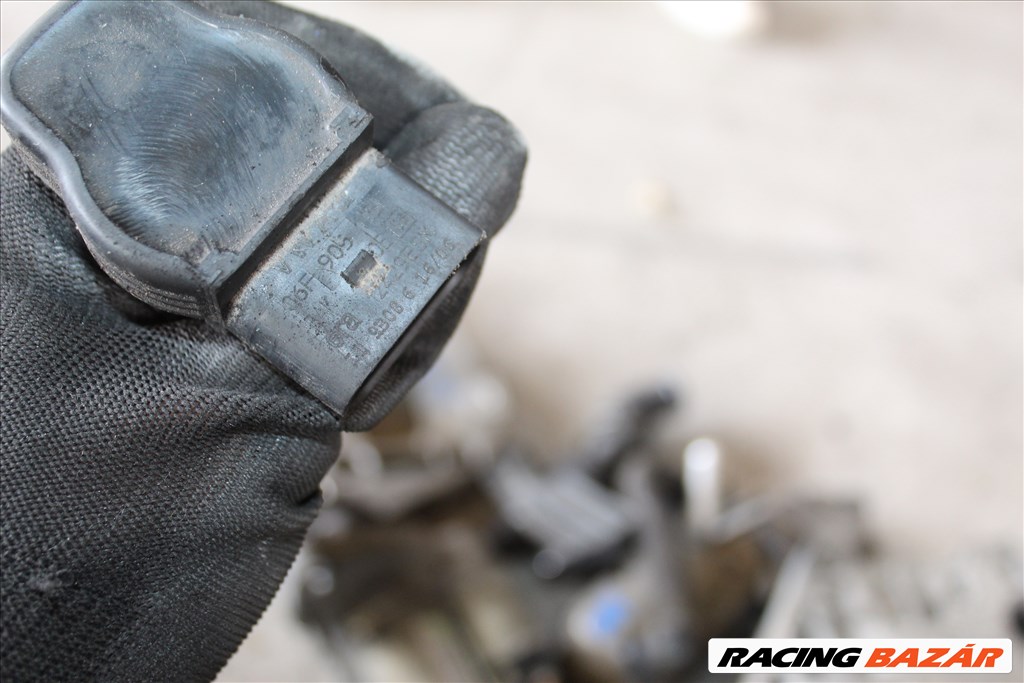 Audi A3 2.0FSI BVY 03-08 gyújtó trafó 06F905115F 4. kép