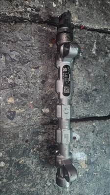 Kia Cee'd (ED) 1.6 CRDi 115 közös nyomó cső  0445214181