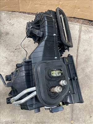 Opel Astra J  13402730 DG6  FŰTÉSBOX  Automata klíma , Digit klímás