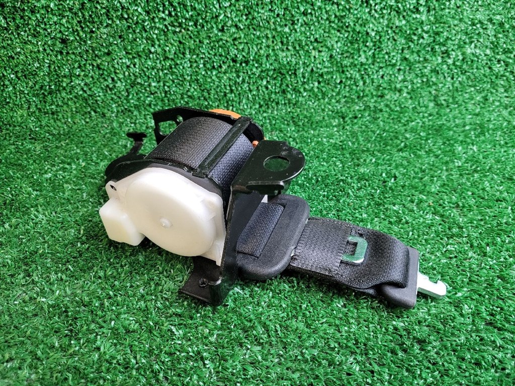 SUZUKI VITARA Hátsó középső Biztonsági Öv 309841399A10 309841399a10aa 8. kép