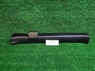 SUZUKI VITARA Jobb első Belső Küszöb Burkolat 7615161M0 7615161m0r