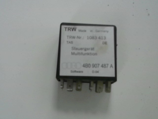 AUDI A8 94.06-02.12 MULTIFUNKCIÓS KORMÁNYKERÉK VEZÉRLŐ ELEKTRONIKA 1. kép